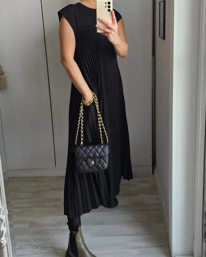 Sophia - Elegant Spliced Pleated Maxi Dress