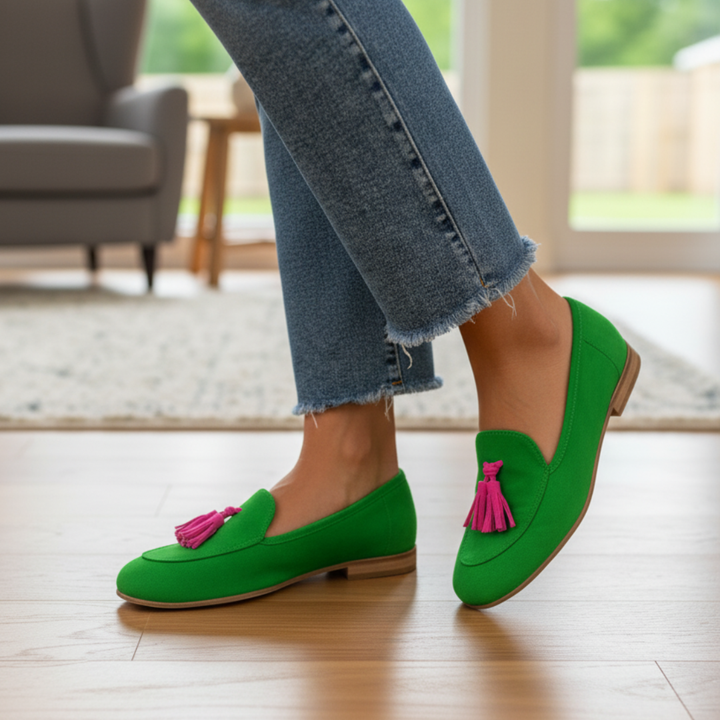 GREEN LOAFER WITH FUCHSIA TASSEL