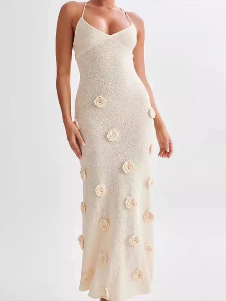 Mireille - Deep-V Neck Flower Bodycon Dress