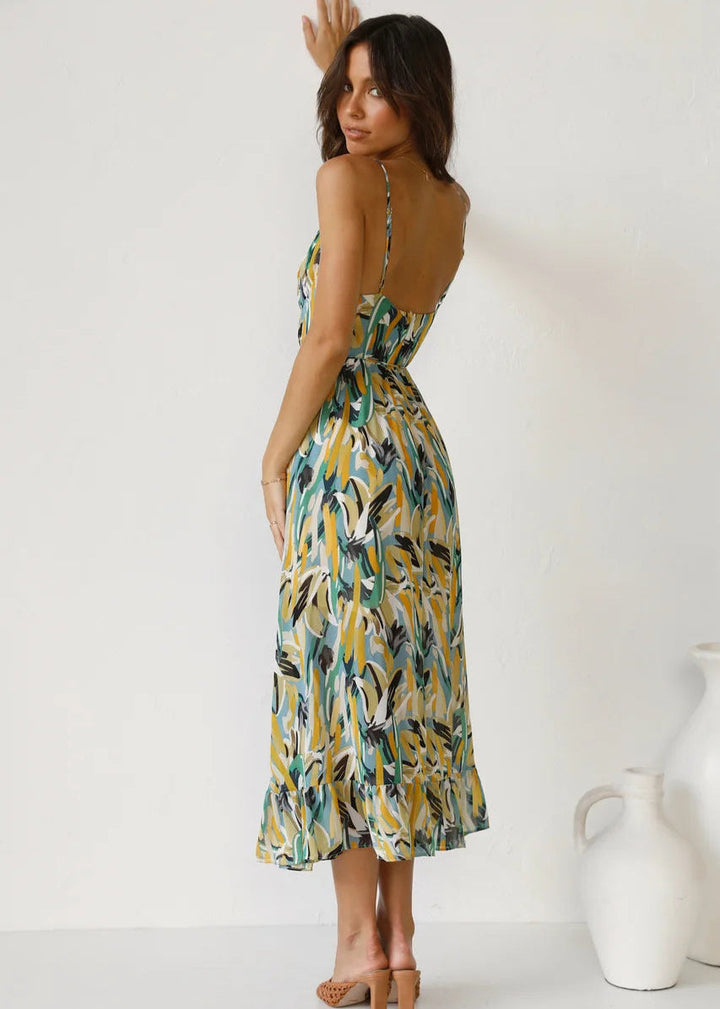 Scarlett - Elegant Print Beauty